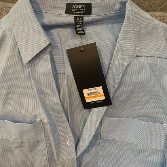 🆕 Jones New York Signature Top - Picture 2 of 4